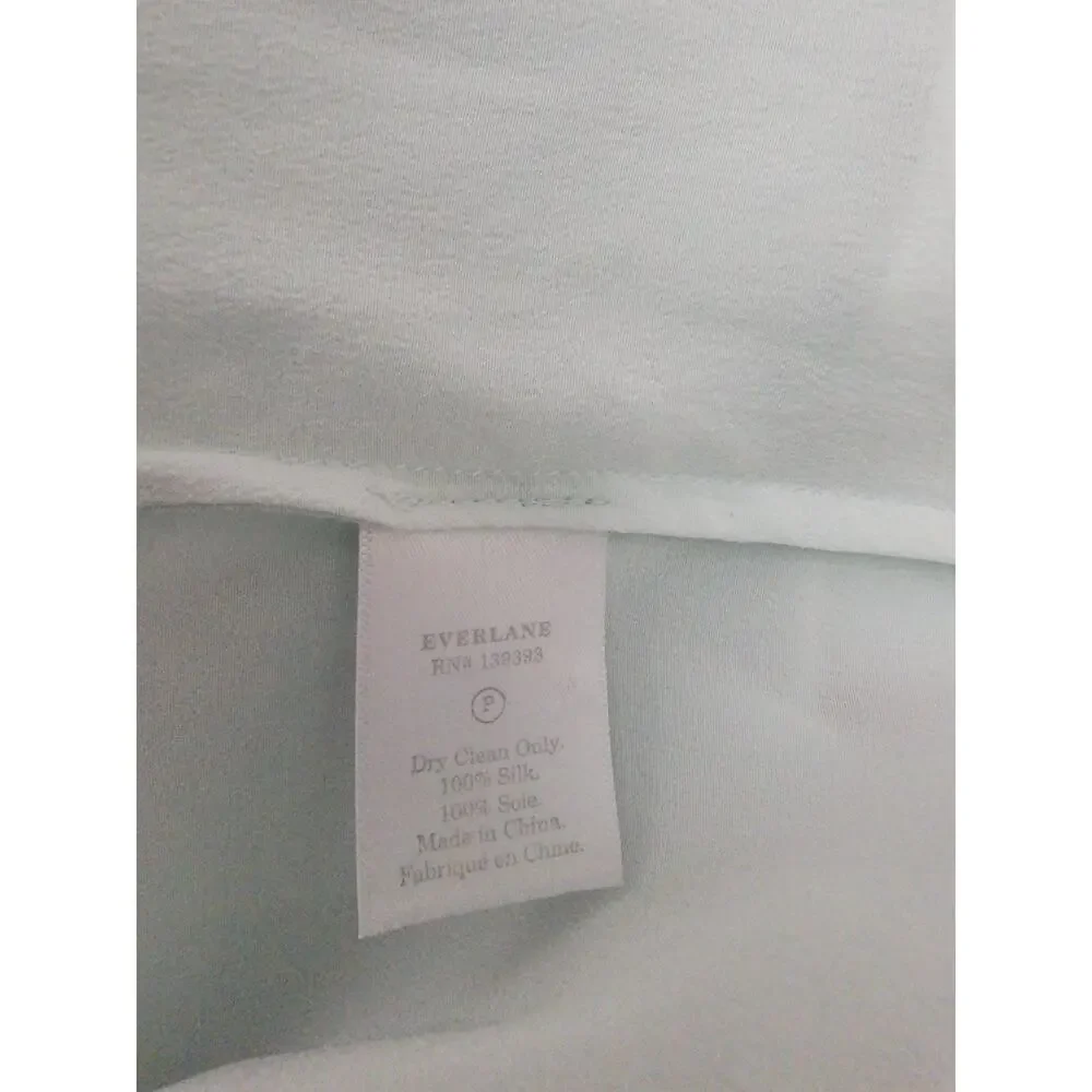 Everlane Blouse Womens SZ 00 Green 100% Silk button Up Shirt Semi Sheer